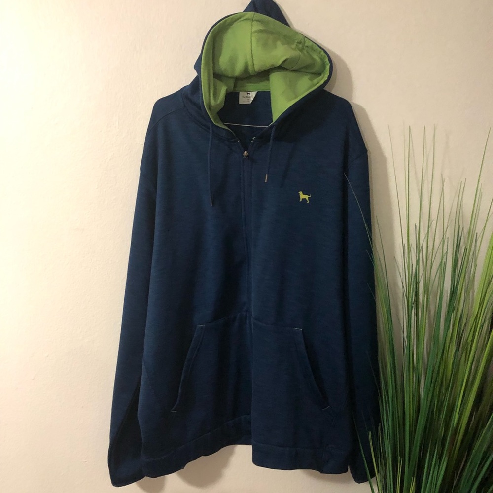 The black dog hoodie jacket